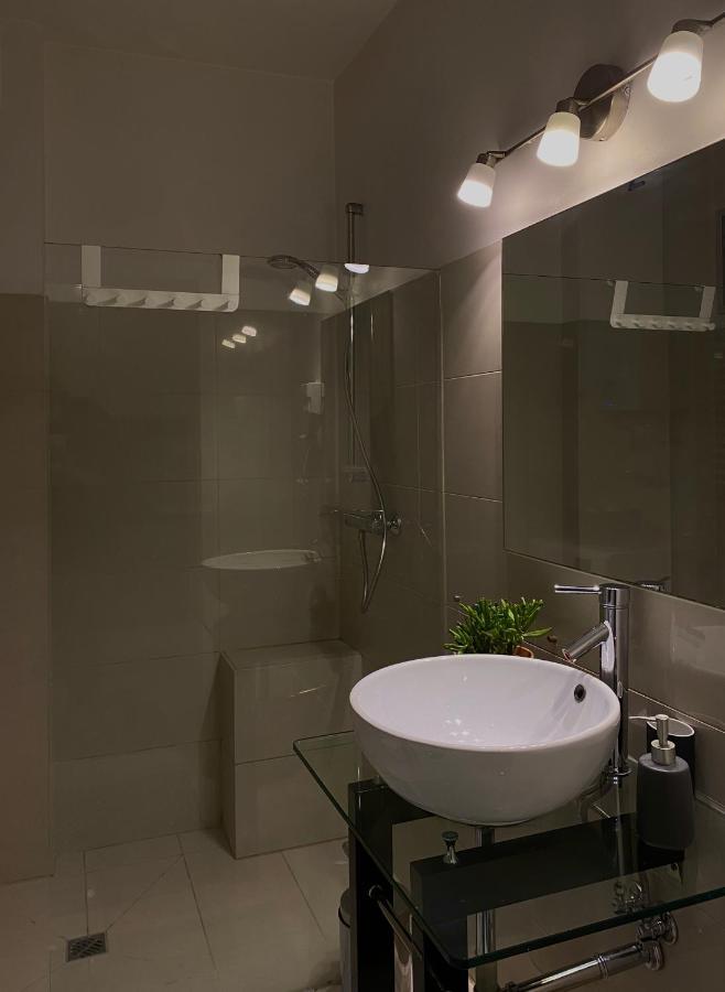 D7 Apartment Krakow Bagian luar foto